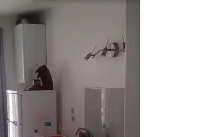 Image de Nice apartment, 15 minute by train to Paris.