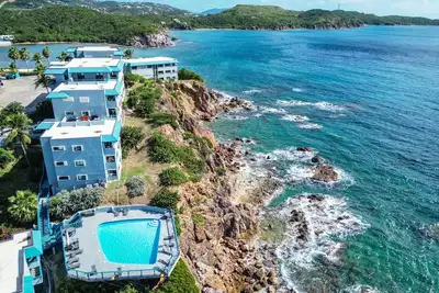 Image de Amazing views! Spacious 2 Br, 2 bath ocean front villa with 3 pools, 2 restaurants