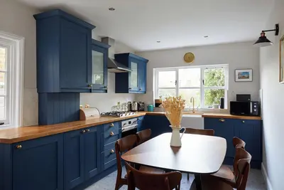 Image de Stylish seaside getaway, sleeps 6 in Whitstable