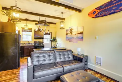 Image de Electric Fireplace: Central Coeur d'Alene Studio!