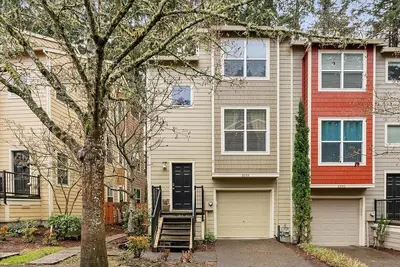 Image de Stunning Furnished Short-term Townhome in Amberglen of Beaverton