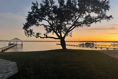 Image de Three Bedroom Lakefront in home in Quaint Lake Placid Florida