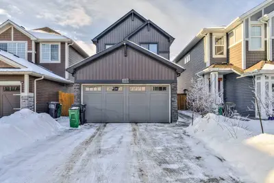 Image de Chic Orchard Getaway –Close to Yeg & Everything