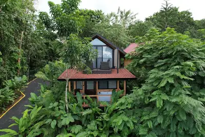 Image de Romantic cabin with jacuzzi, Ac, WiFi near Arenal Volcano, La Fortuna Costa Rica