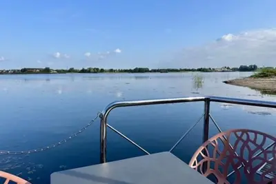 Image de Unique experience on the water.