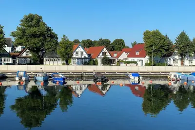Image de Maritime cozy vacation apartment \"Zu den Hühnergöttern\"