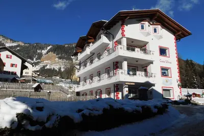 Image de Alpine style apartment with beautiful view