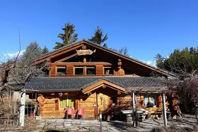 Image de Le Gite de Briey - Chalet atypique Ă 7 minutes de Vercorin