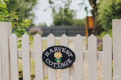 Image de Harvest Cottage - 2 bed (double + twin) - Large detached private garden