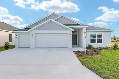 Image de Charming and spacious three-bed, three-bath brand new house in The Villages