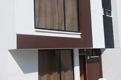 Image de Welcoming 3-bedroom house in Middle of the World