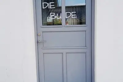 Image de Fisherman's chic \"Die Bude\" at the port of Maasholm