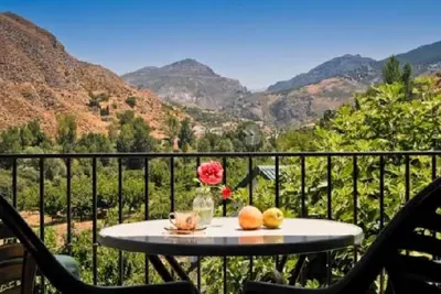 Maison de campagne \"Hitos\" avec vue sur les montagnes, Wi-Fi et climatisation