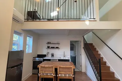 Image de Curtis Park Charmer!