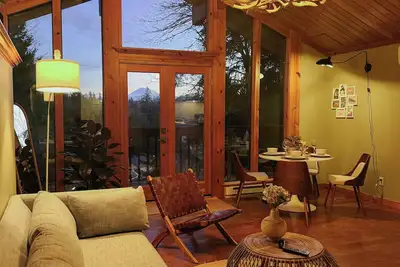 Image de Rainier View Lodge - Mountain View Suite in Scenic Issaquah\\New Listing Discount