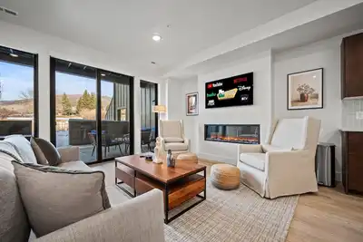 Image de Tee and Ski at the Pointe | Golf | Mtn Views