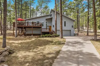 Image de Hot tub 3-bedrm Paradise Hills WiFi Ac in Flagstaff near Grand Canyon Nau Skiing