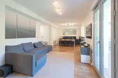 Image de Superbe appartement rénové à Bagnères-de-Bigorre, 7 pers. , vue montagne, terrasses, jardin partagé