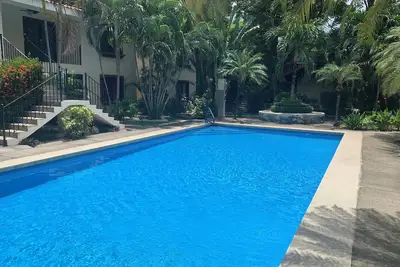Image de Coco Beach Condo - Steps to the Beach