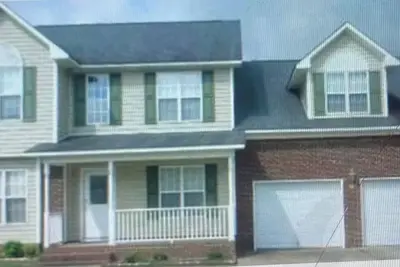 Image de Spacious 4-bedroom house in charming Spring Lake with WiFi, Ac