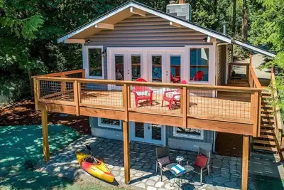 Image de Amazing House on Long Lake - Private Lake Access