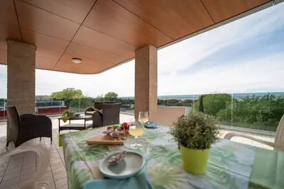 Image de Appartement avec terrasse spacieuse à Lignano