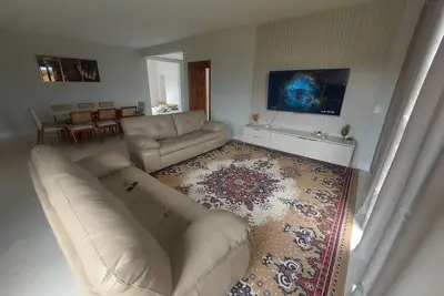 Image de House for Season in the Rivieira Santa Cristina condominium - Arandu-Sp