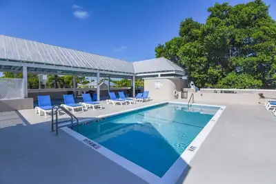 Image de Sea Esta Suite | Located On Iconic Duval w/ Pool