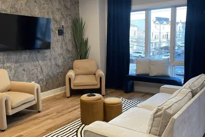 Image de 4br 5ba w/4 Car Parking, Bonus Rm+ B. Yard-Nyc/Ewr