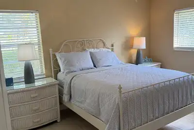 Image de 2 bdrm Swinton Ave 2 blocks to Atlantic Ave Downtown Delray Home Sweet Home # 1