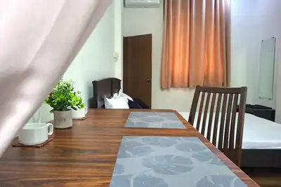 Image de 2 Br Family Stay House W\/ Rooftop in Kamburugamuwa Near Mirissa, Weligama Beach