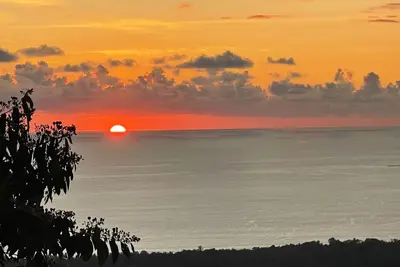 Image de Amazing Whale Tail & Sunset Views!