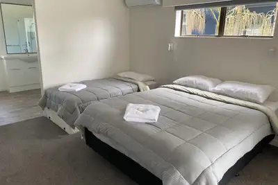 Image de Stagger Inn - Queen Cosy private room with ensuite