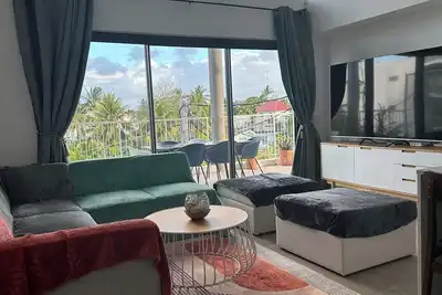 Image de Appartement Neuf avec Piscine, 3 Chambres, Ă pieds Ă la Mer.