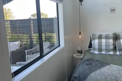 Image de Rural Tiny home retreat very close to town
