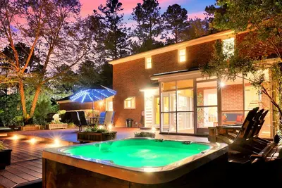 Image de The Pine Cone-Hot Tub | Game Room | Huge Backyard