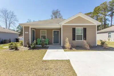 Image de Charming 3-bedroom cottage with WiFi, Ac in lovely Ocean Isle Beach