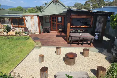 Image de Uniquely Pambula- an inviting cottage with warmth & rustic charm *Pet-friendly