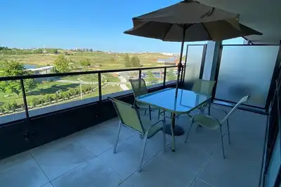 Image de Corner Unit with Huge Wraparound Terrace & Stunning Downsview Park Views