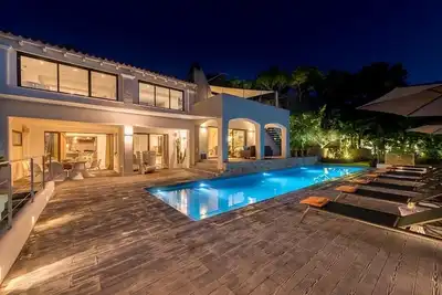 Image de Luxury Villa with Sea View
