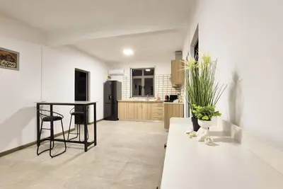 Image de Appartement au 2ème étage avec piscine commune