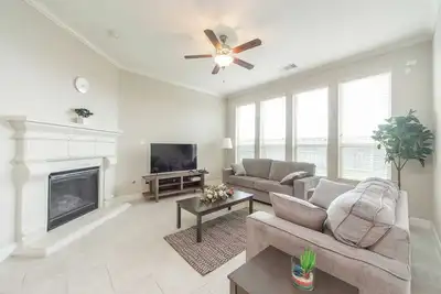 Glamor in Cypress #41228