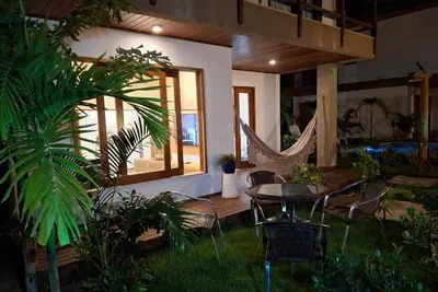 Image de High standard 3 bedroom house with swimming pool 300 m from the beach 430 m from the city center small pets