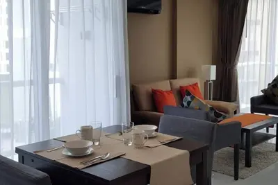 Image de Seaview, top floor apartment, close to the beach. Fully furnished.