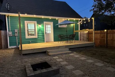 Image de Like a Local in the Heart of Indy – Cozy Home, Walk to Downtown Attractions!