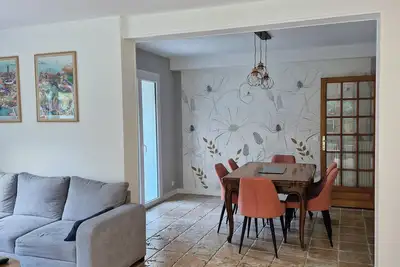 Image de Appartement avec cour privative et parking en centre-ville de Sarlat