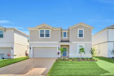 Image de Stunning 10 Bed Family Pool Home with Game Room-16271skc