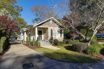 Image de The Wren + Nest | Main & Guest House | Sleeps 10