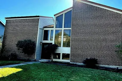 Image de Stunning Friendswood home with pool! Minutes from Nasa, Med Center, Galveston