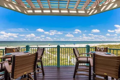 Image de Lazy Loggerhead: Gulf Front! On the Beach! by Anna Maria Life Vacation Rentals
